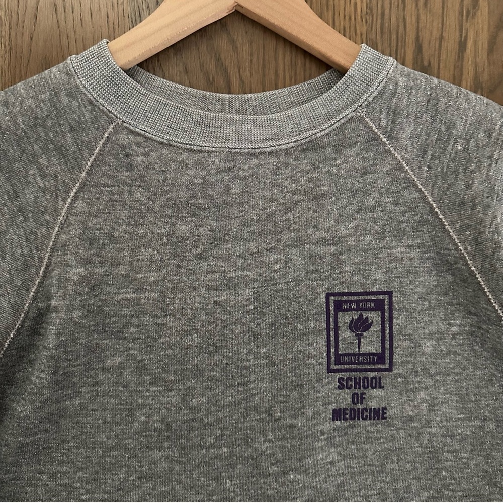 Vintage New York University Crewneck Raglan Sweatshirt Heather Grey Size Medium - Picture 2 of 8